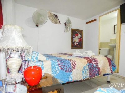 Hostal Gisela25